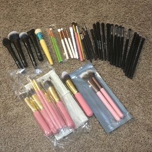 Huge Makeup Brush Lot!
